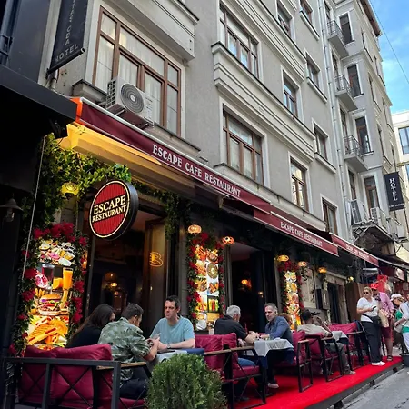 Taksim Escape